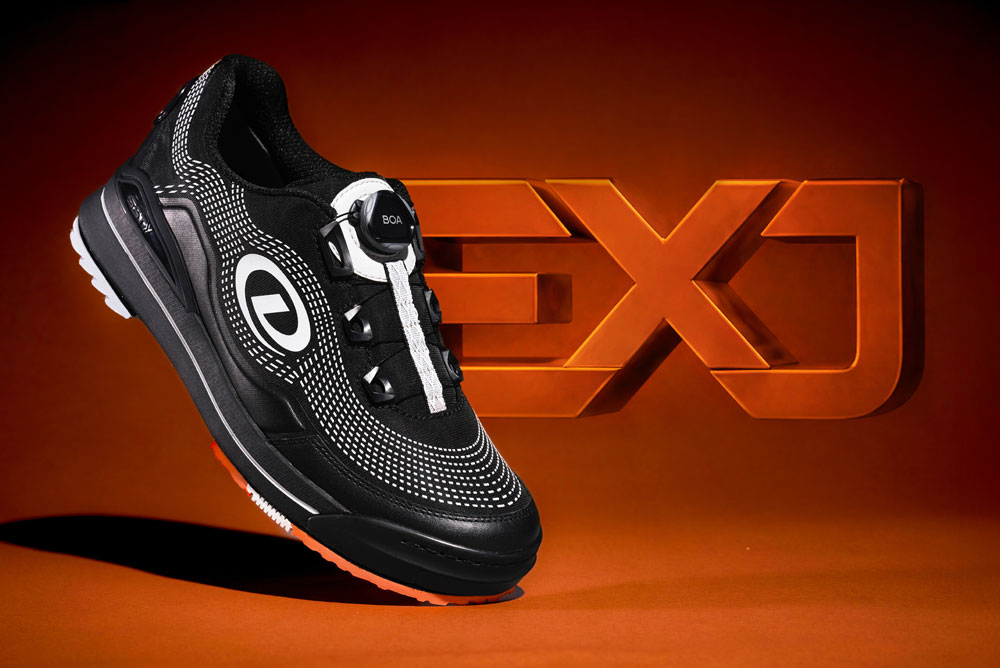 SST X - Ej Tackett Pro Model bowling shoe in black.