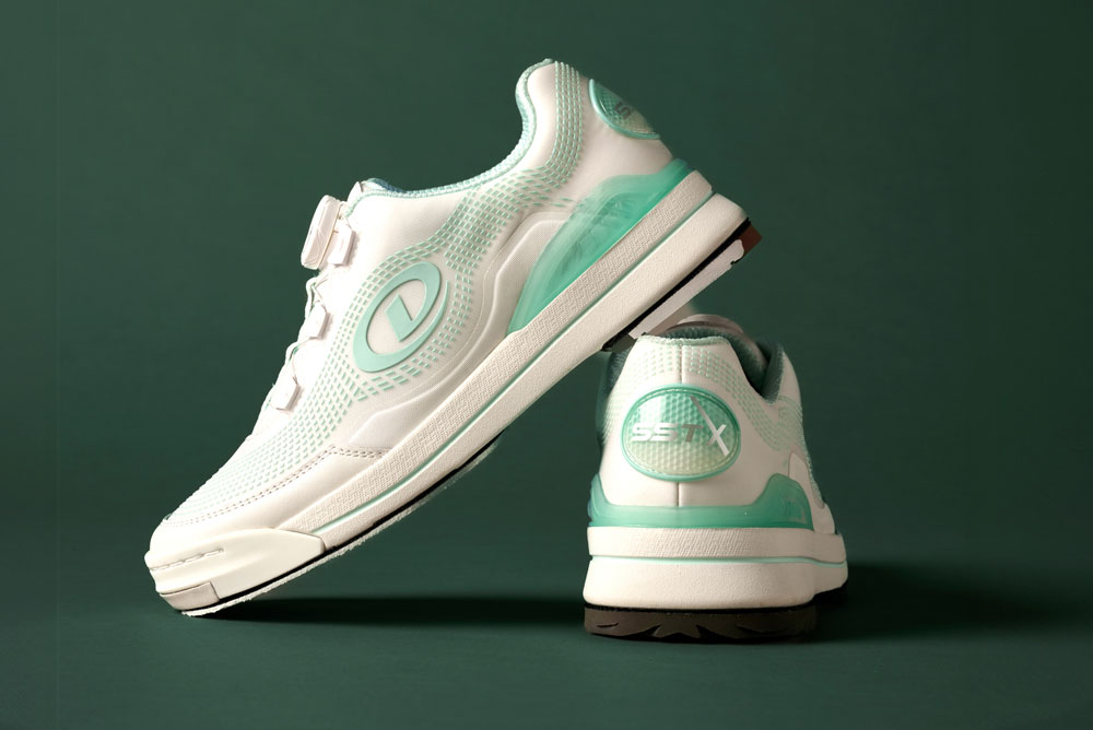 The women's SST X bowling shoe in White/Seaglass (white and teal).