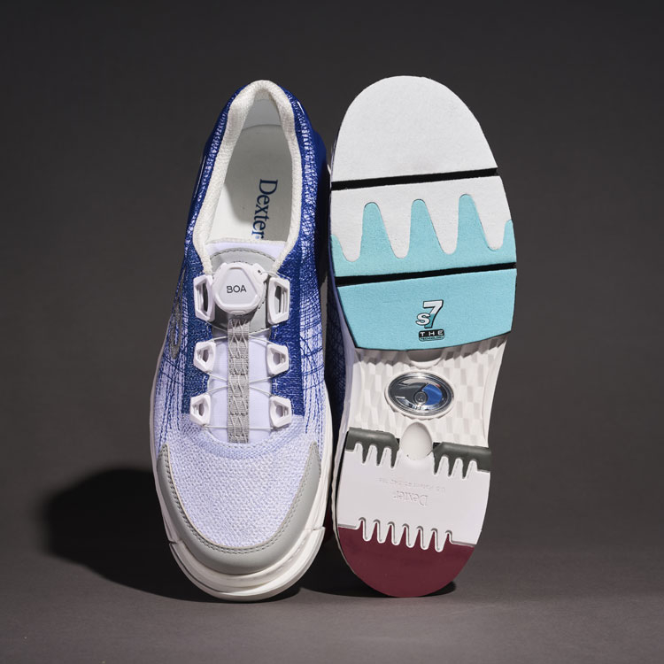 The T.H.E 9 Techknit in Blue/White on a grey backdrop.