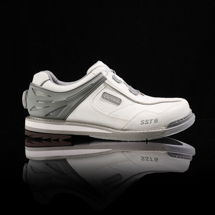 Featured Style: Men&rsquo;s SST 6 Hybrid Boa in White/grey.